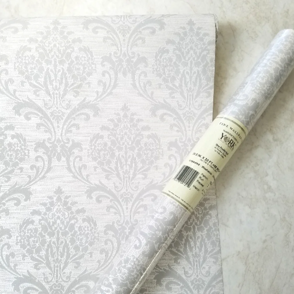 Wallpaper English Hills Silver Gray Damask
